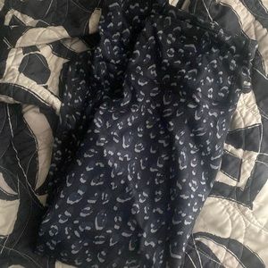 Old Navy leopard print capris